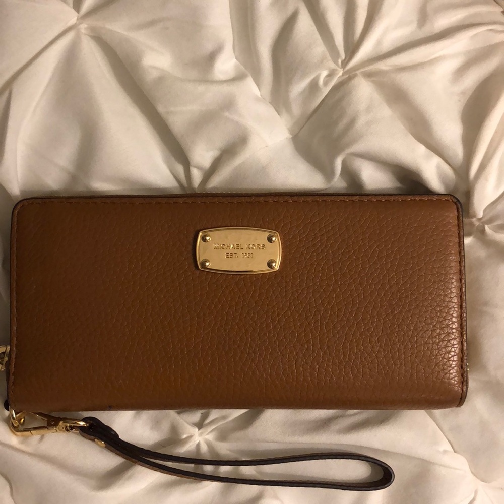 Michael Kors Wristlet